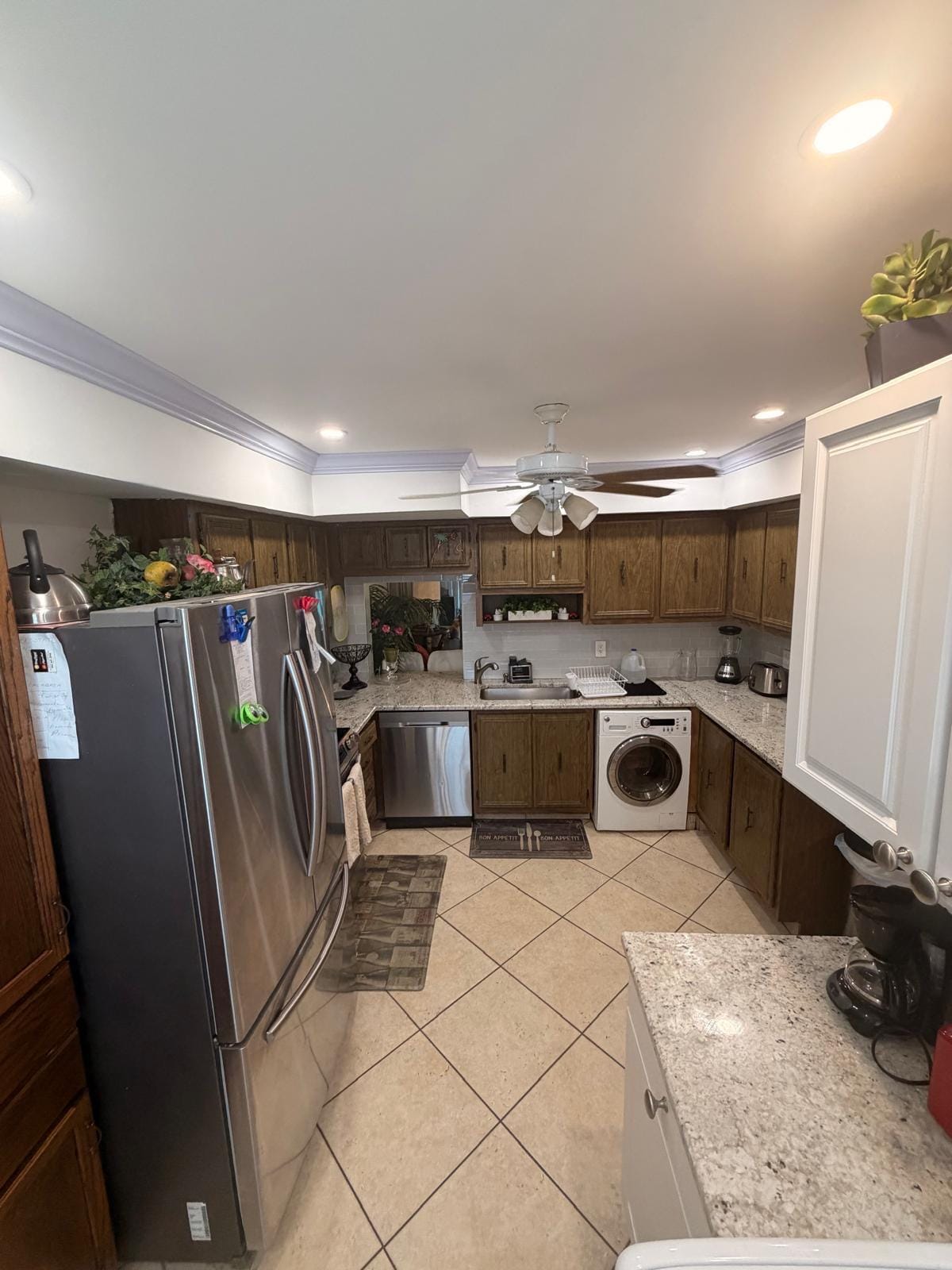 627 LACONIA Circle B — photo 9