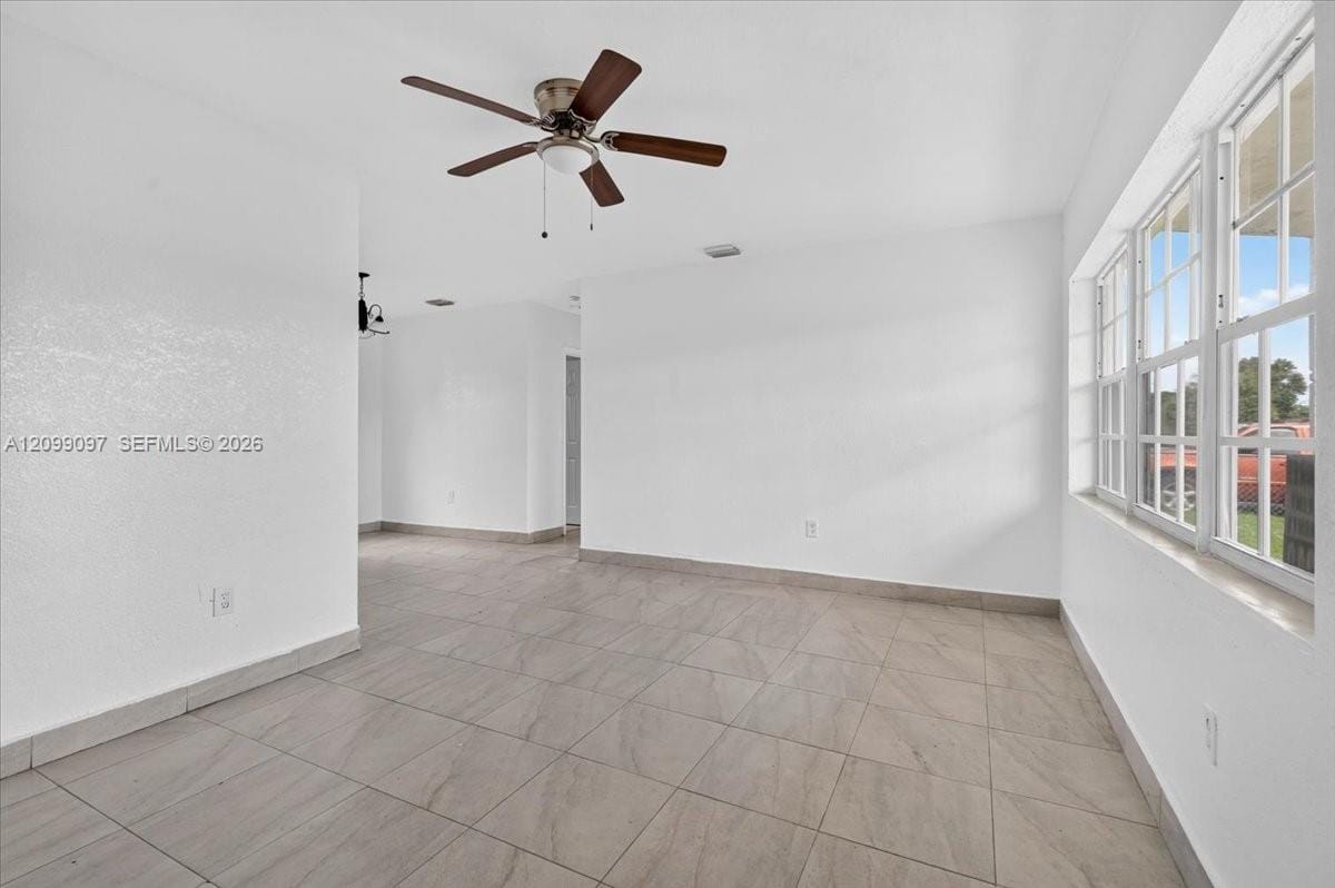 2885 NW 155th Terrace — photo 5