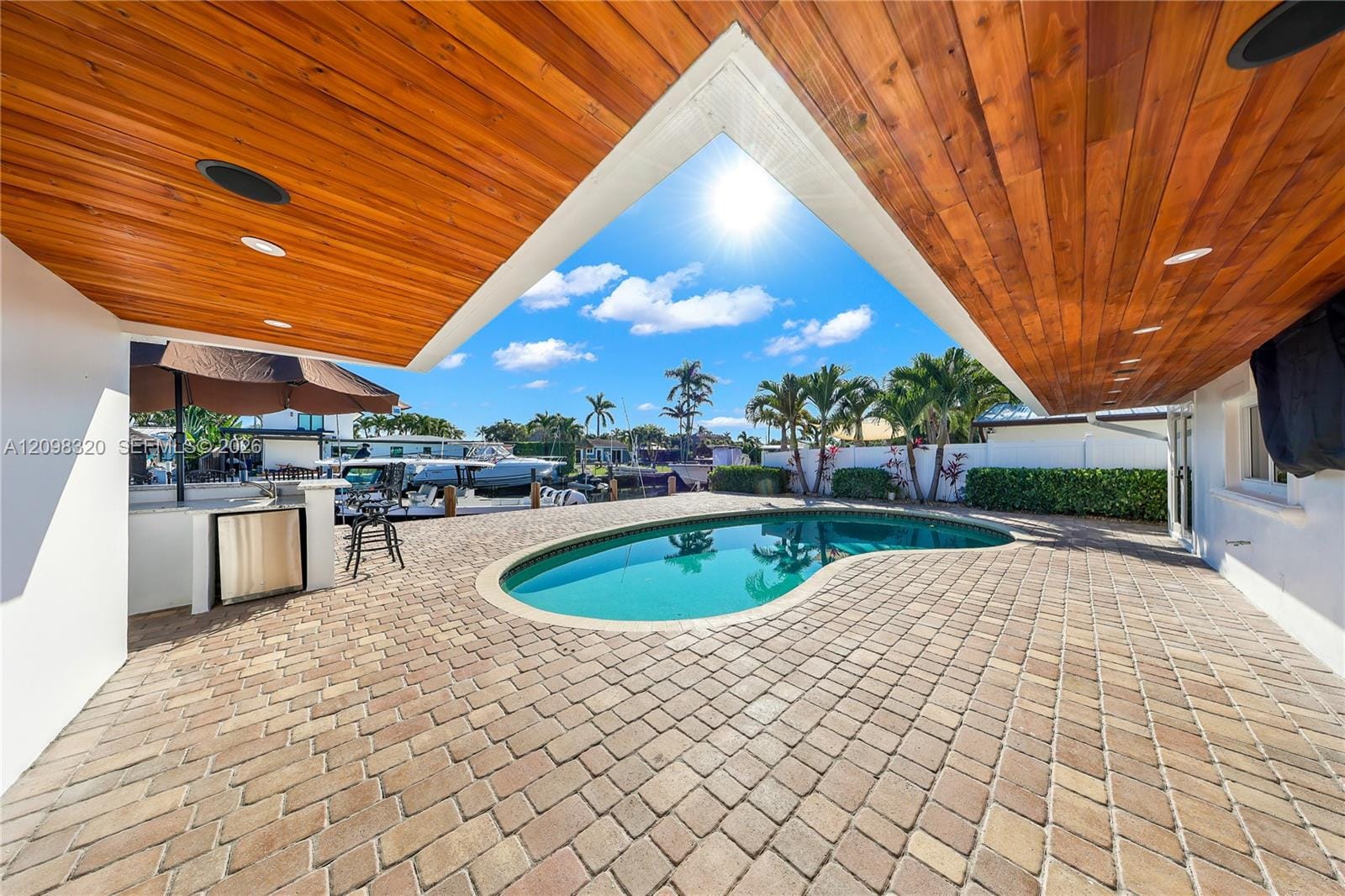 800 SE 3rd Terrace, Pompano Beach, FL 33060 photo 18