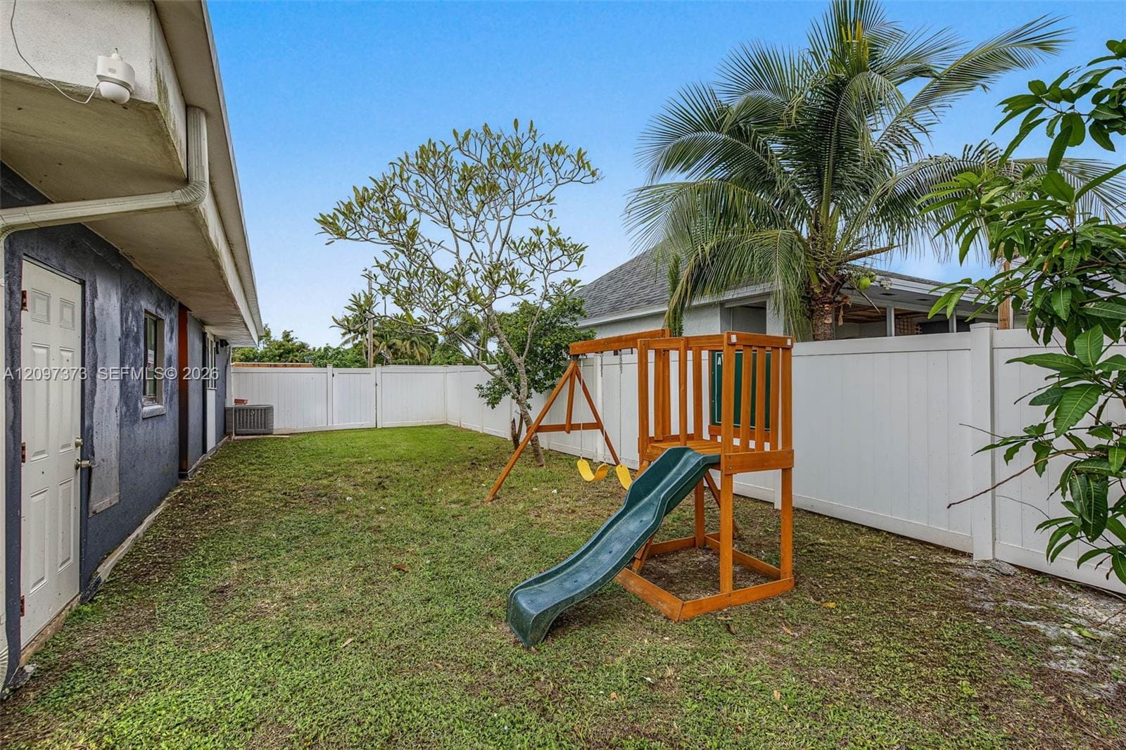 7904 NW 66th Terrace, Tamarac, FL 33321 photo 23