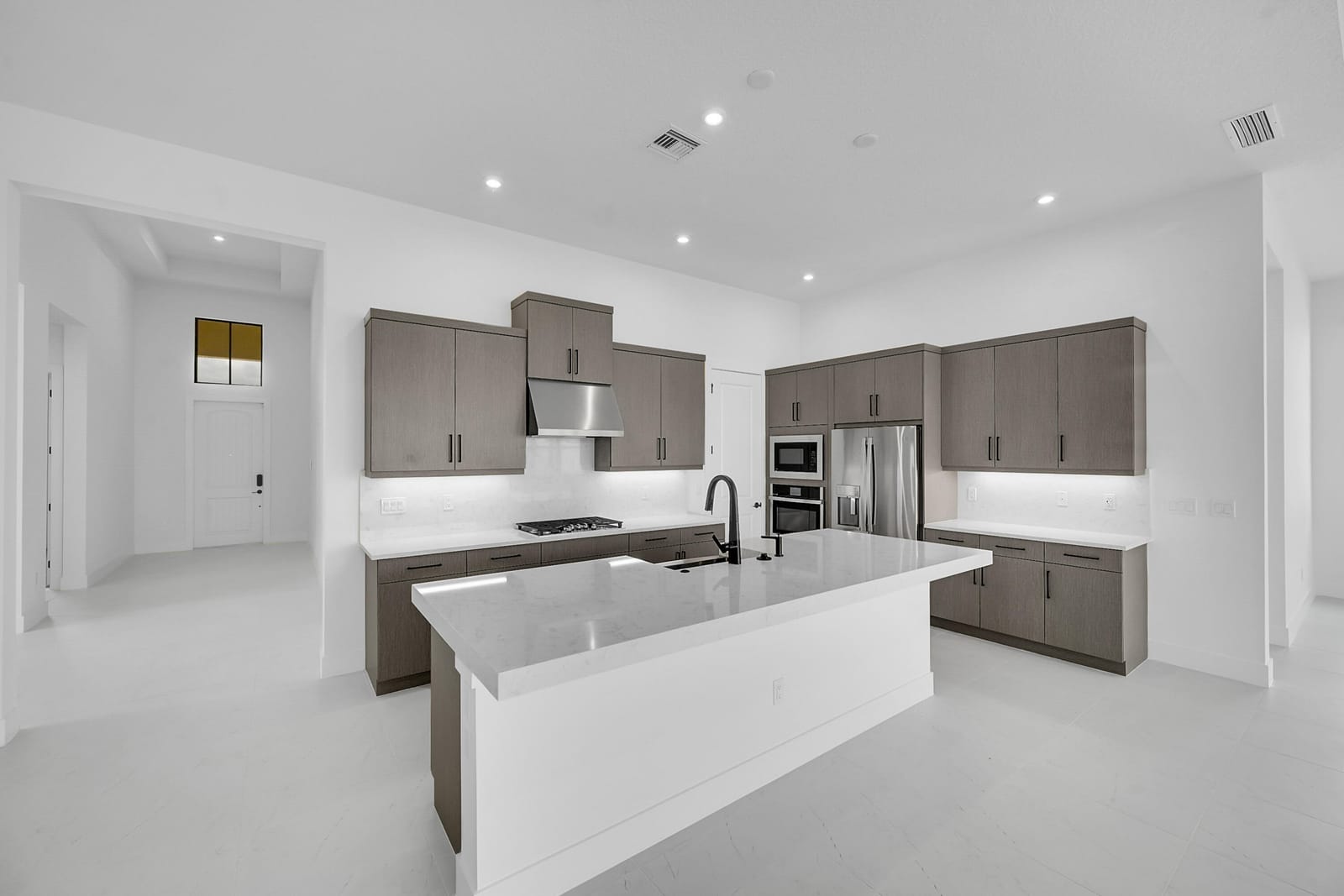 9528 St. Germain Drive, Palm Beach Gardens, FL 33412 photo 14