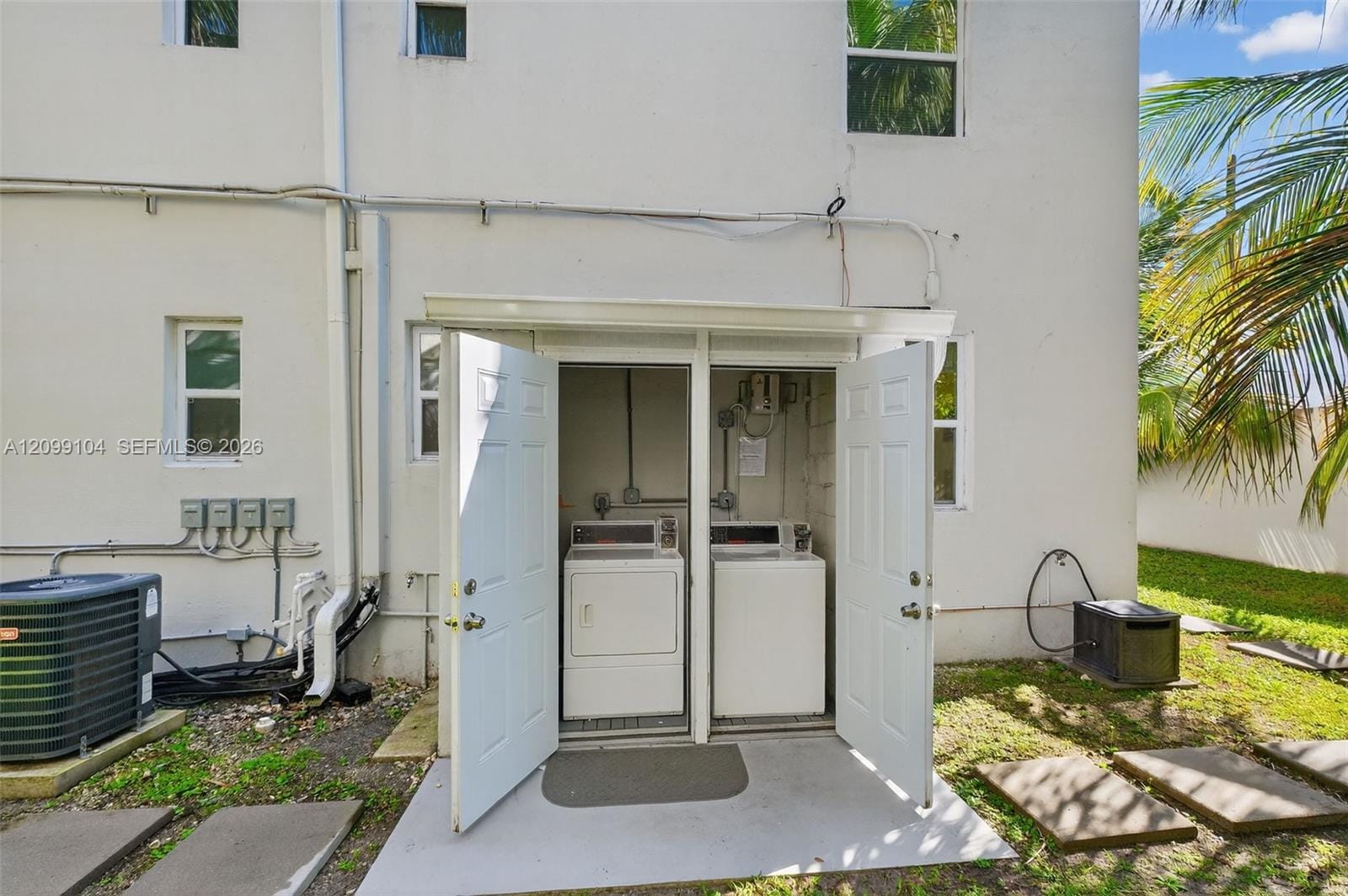 3676 Oak Avenue 1, Miami, FL 33133 photo 21