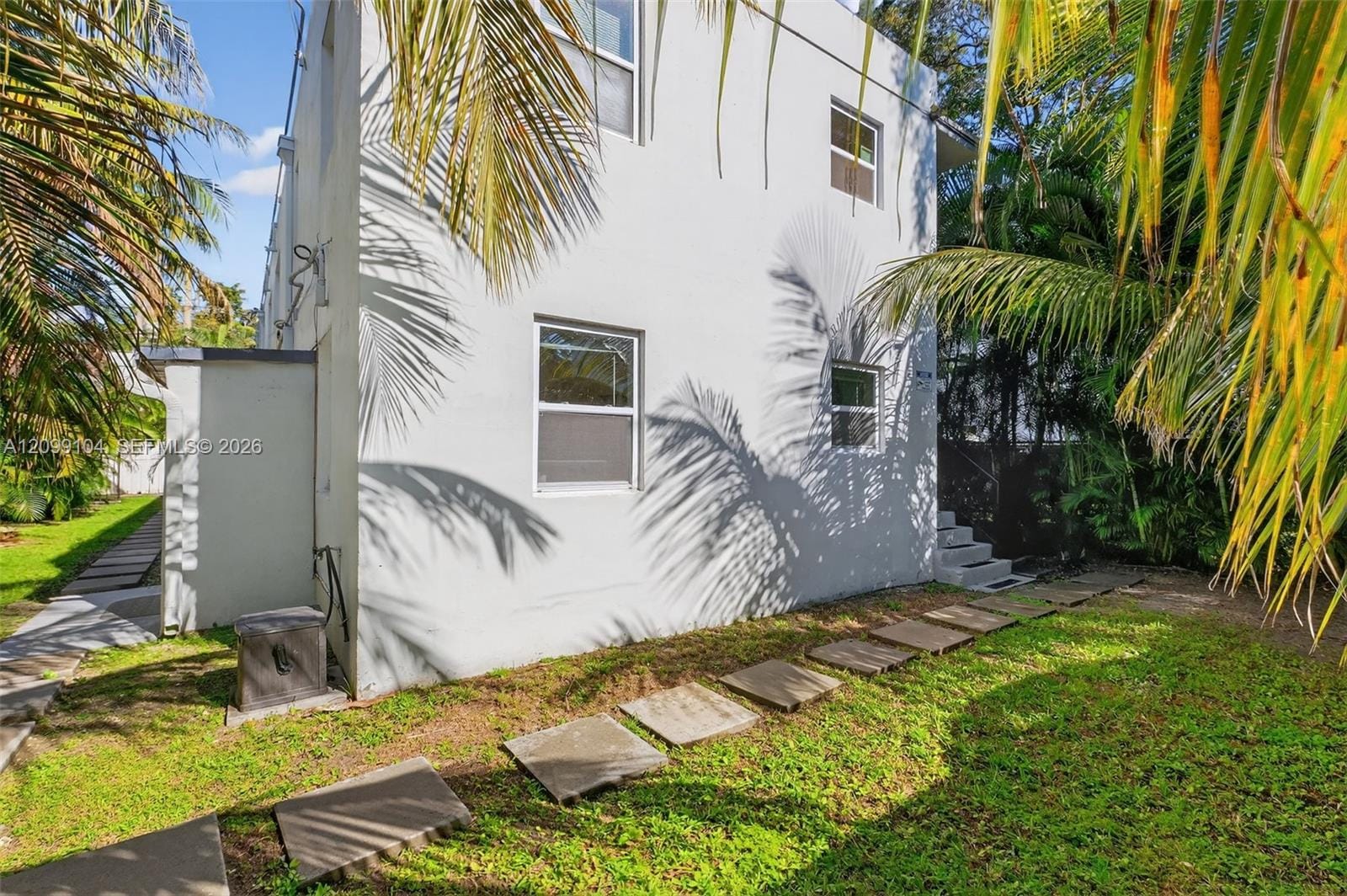 3676 Oak Avenue 1, Miami, FL 33133 photo 22