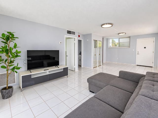 1750 James Avenue 7L, Miami Beach, FL 33139