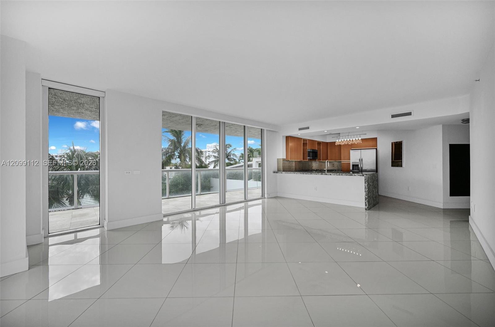 10 Venetian Way 404, Miami Beach, FL 33139 photo 3