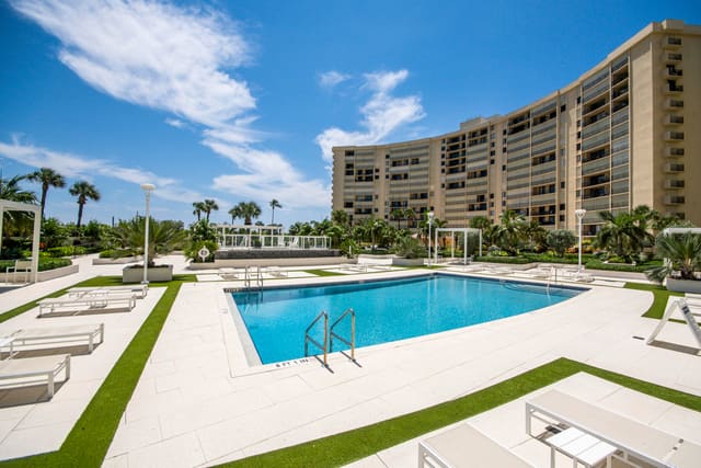 200 Ocean Trail Way 209, Jupiter, FL 33477