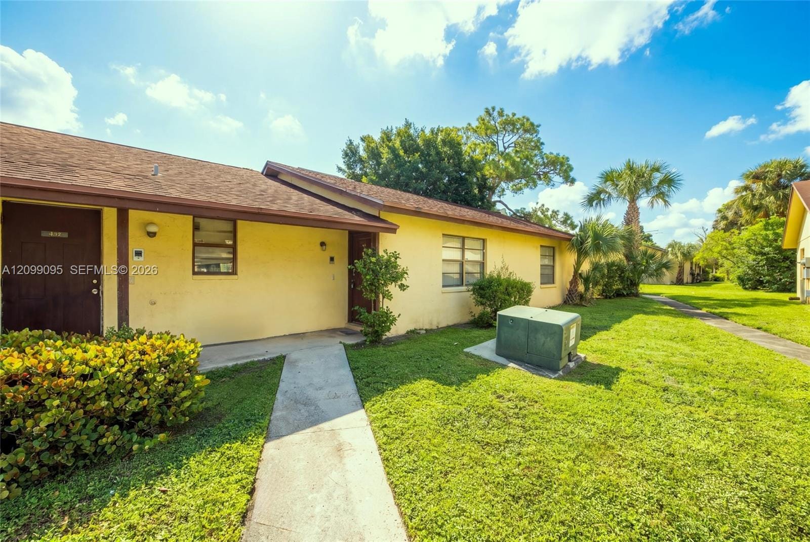 487 Glenwood Drive 487, West Palm Beach, FL 33415 photo 28