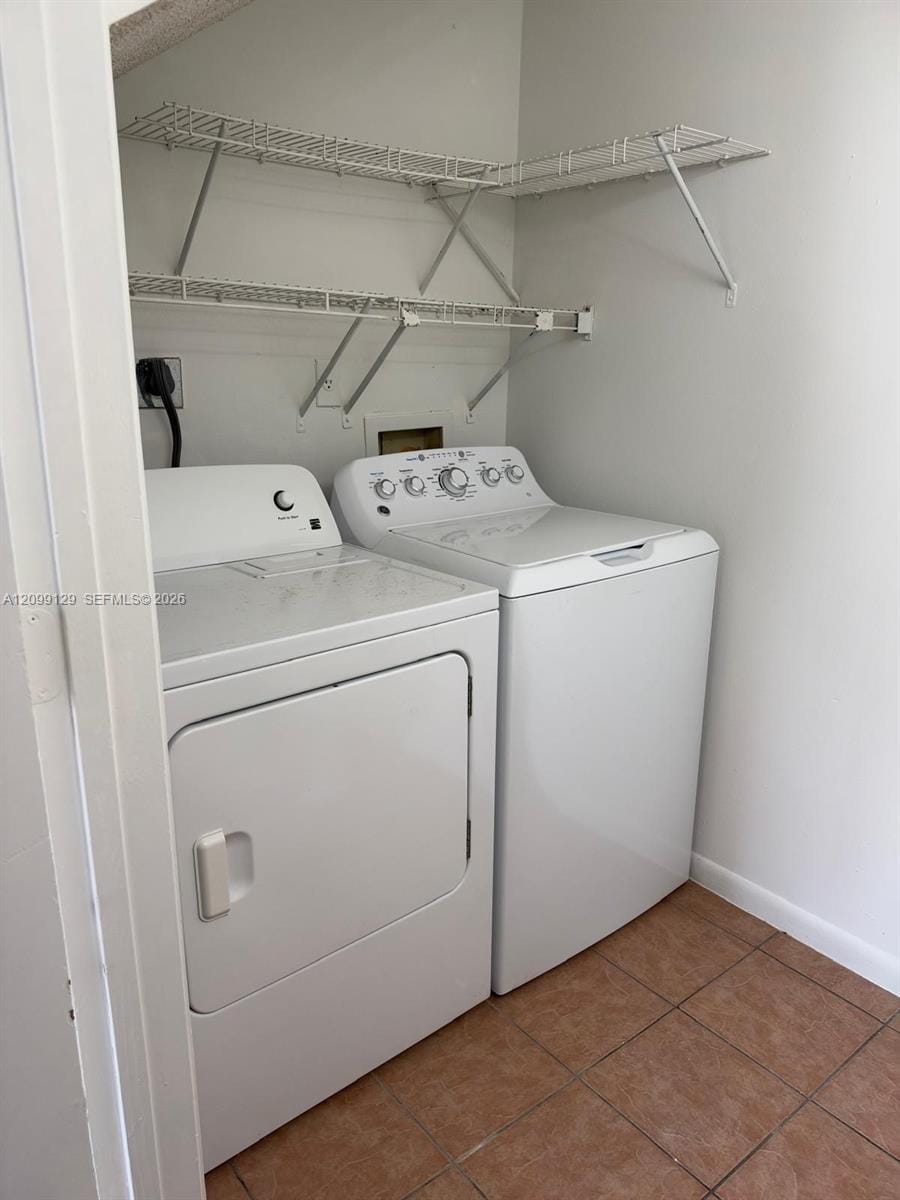 3606 Inlet Circle 0 — photo 10