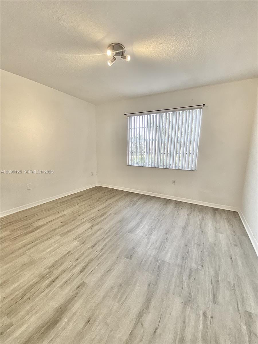 1902 Belmont Lane 1902 — photo 11