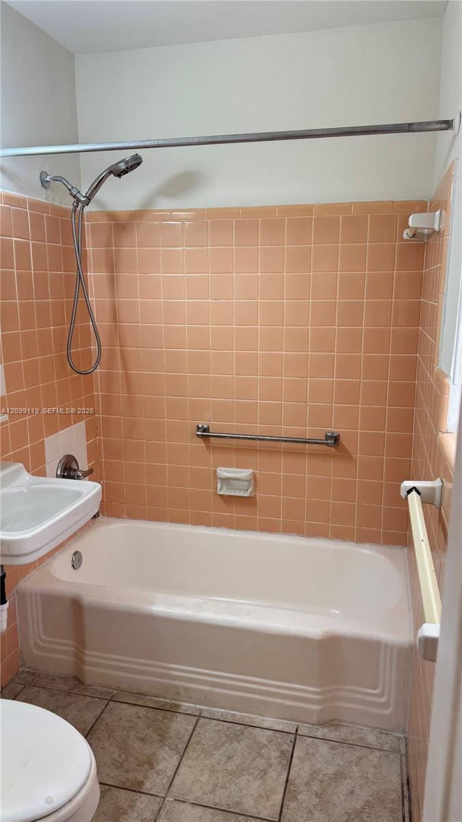 700 NE 1st Court 1, Hallandale Beach, FL 33009 photo 5