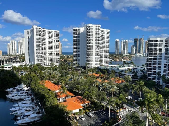 3500 Mystic Pointe Drive 1507, Aventura, FL 33180