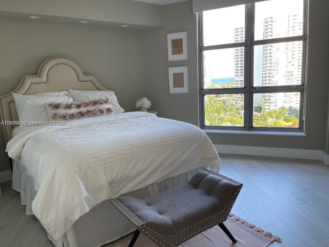 3500 Mystic Pointe Drive 1507, Aventura, FL 33180 photo 9