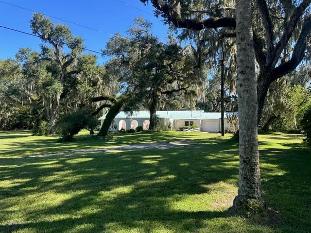384 W ARIEL Road, Edgewater, FL 32141