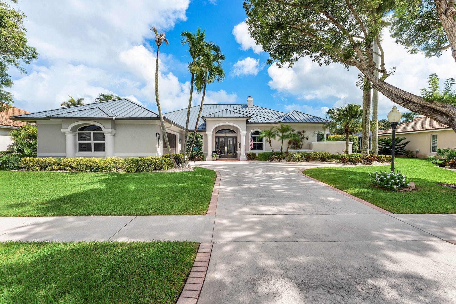 19047 SE Loxahatchee River Road, Jupiter, FL 33458