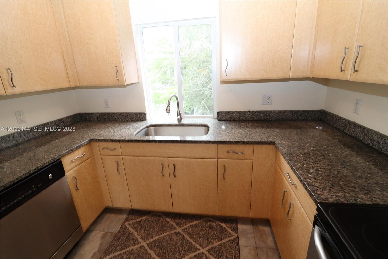 609 NE 28th Street 3, Wilton Manors, FL 33334 photo 12