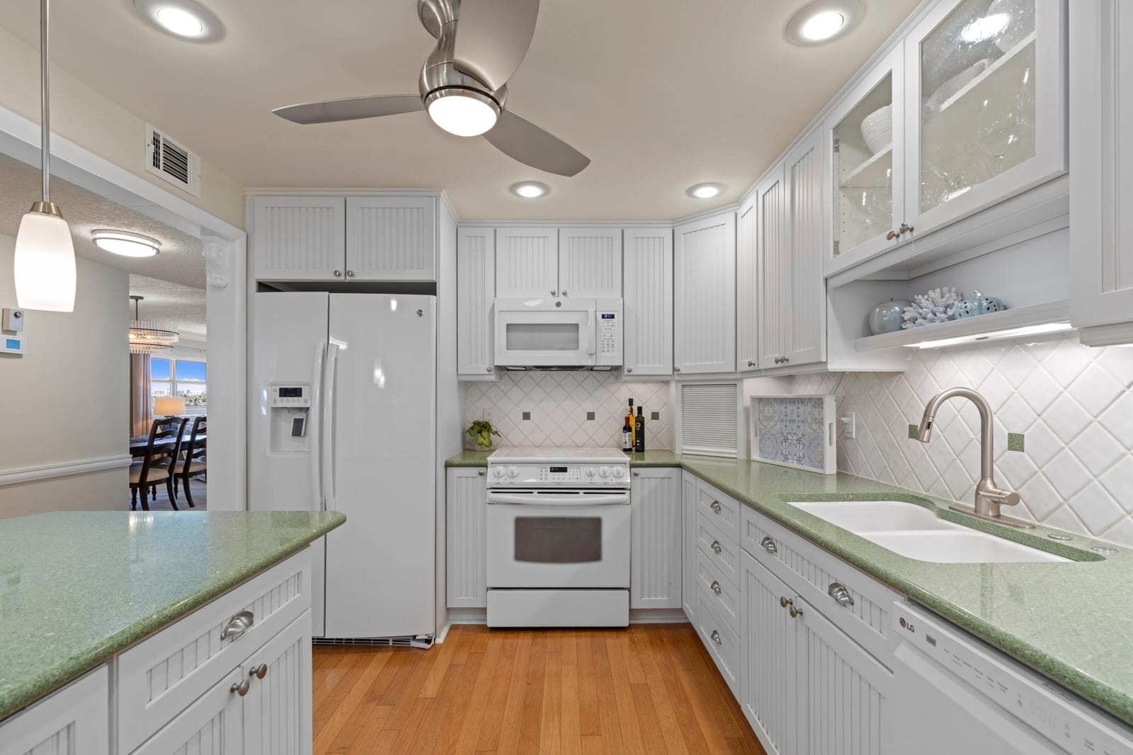 711 N RIVERSIDE Drive 401, Pompano Beach, FL 33062 photo 12