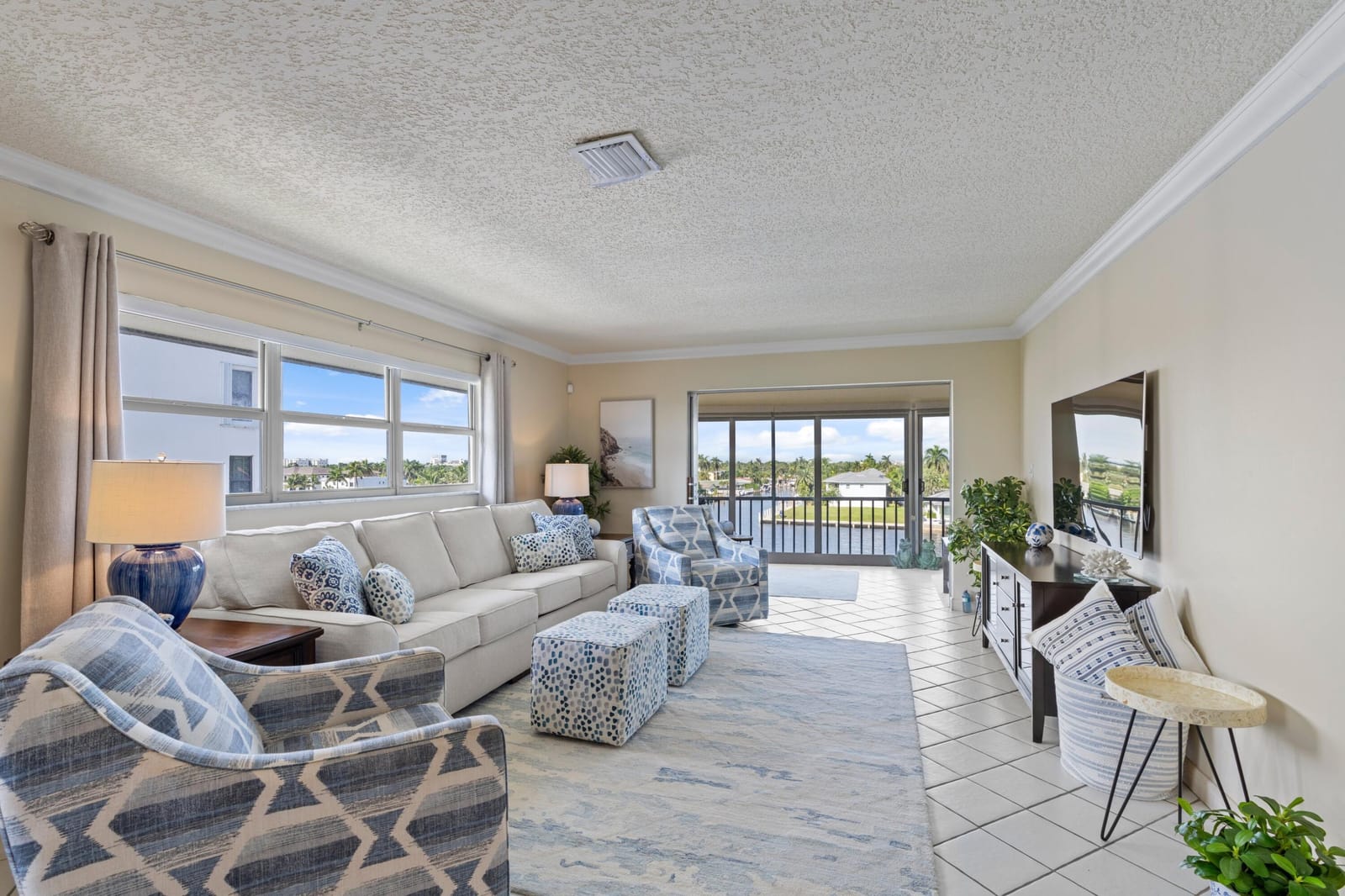 711 N RIVERSIDE Drive 401, Pompano Beach, FL 33062 photo 4