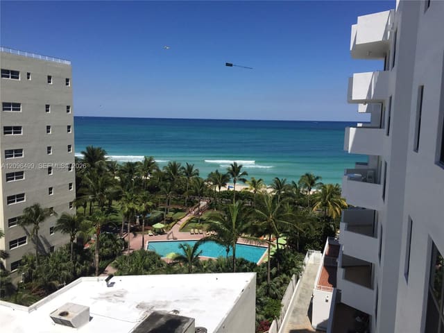4301 Collins Avenue 901, Miami Beach, FL 33140