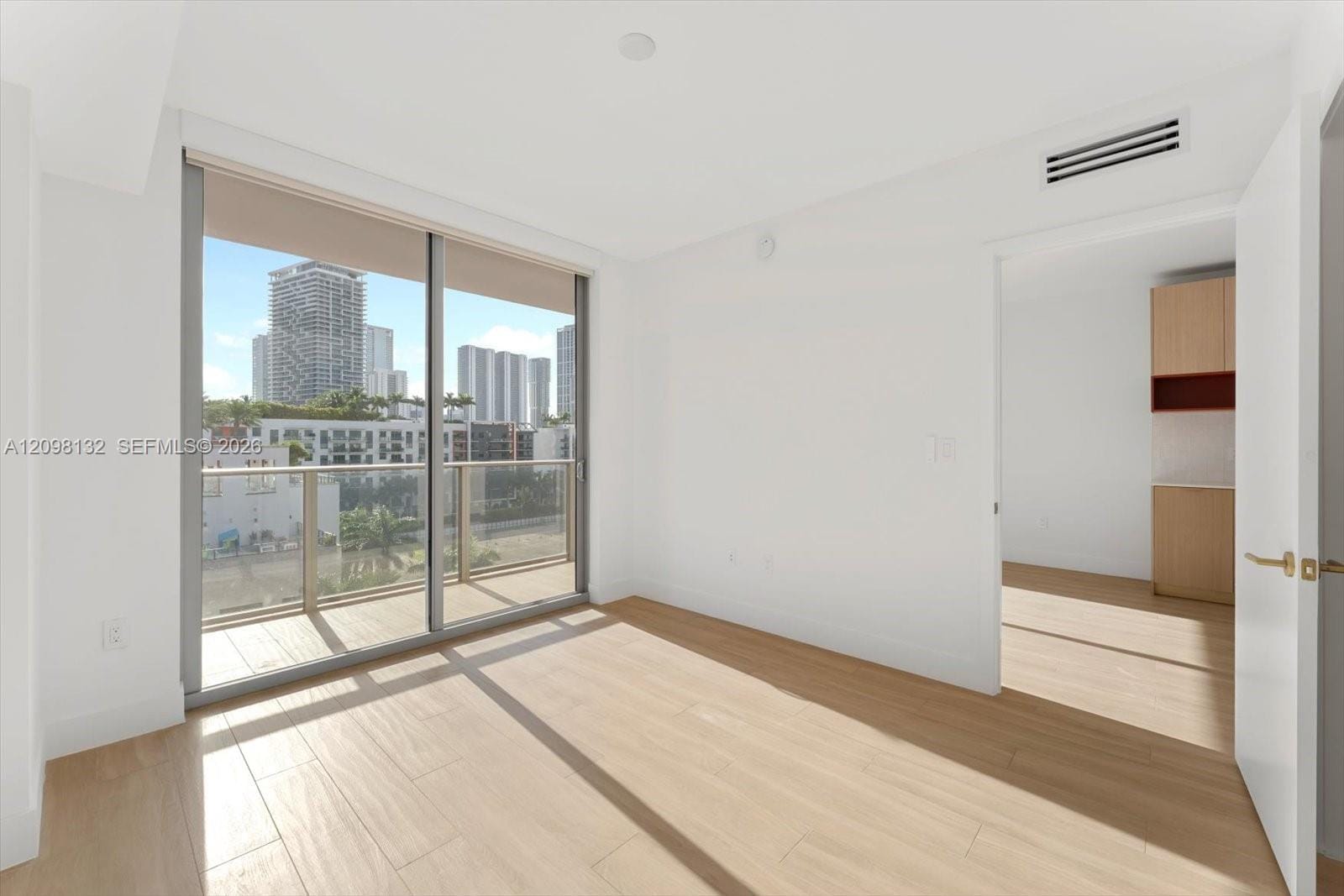 90 NE 32nd Street 703, Miami, FL 33137 photo 11