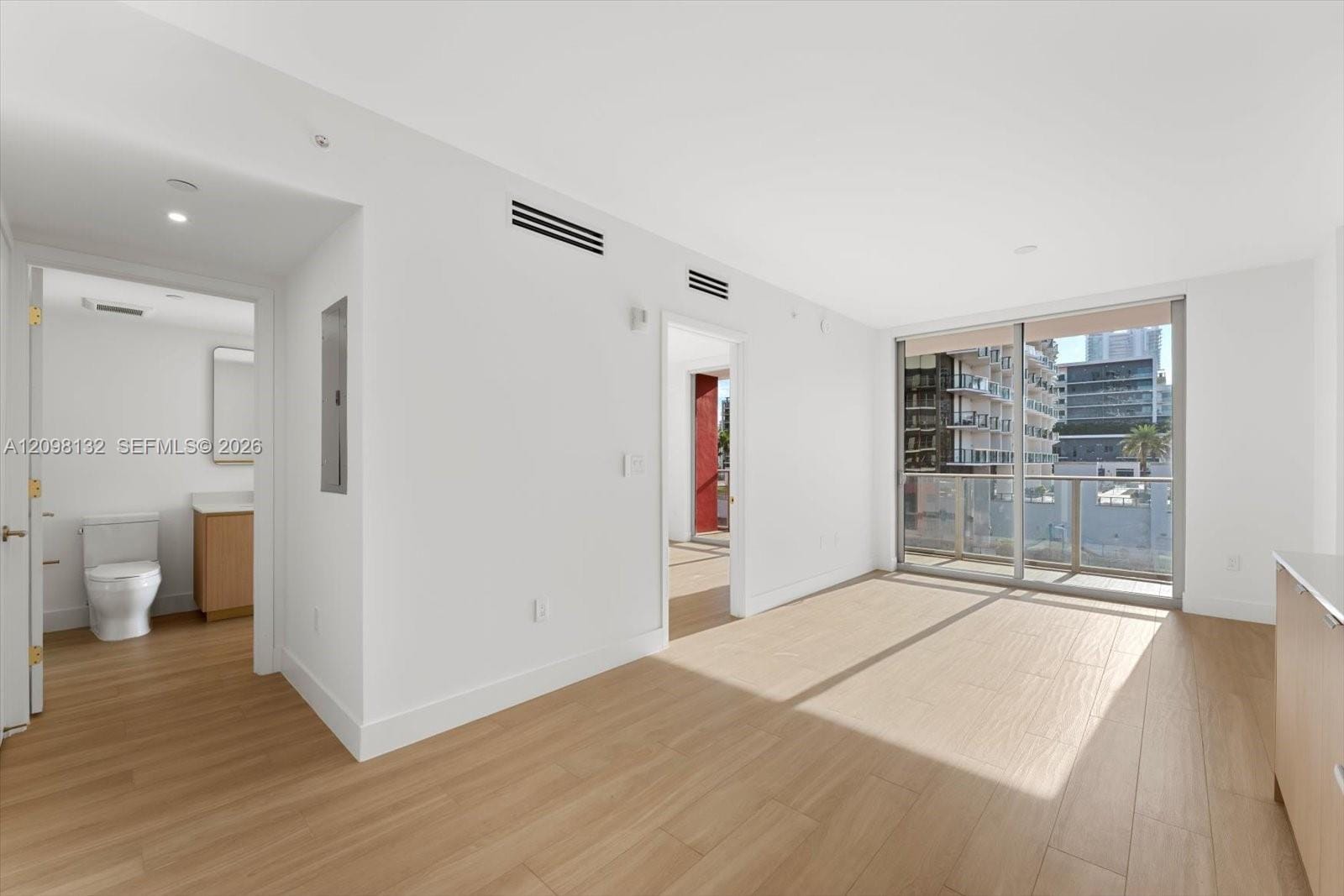 90 NE 32nd Street 703, Miami, FL 33137 photo 4