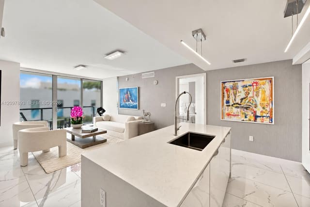 9521 E Bay Harbor Drive 601, Bay Harbor Islands, FL 33154