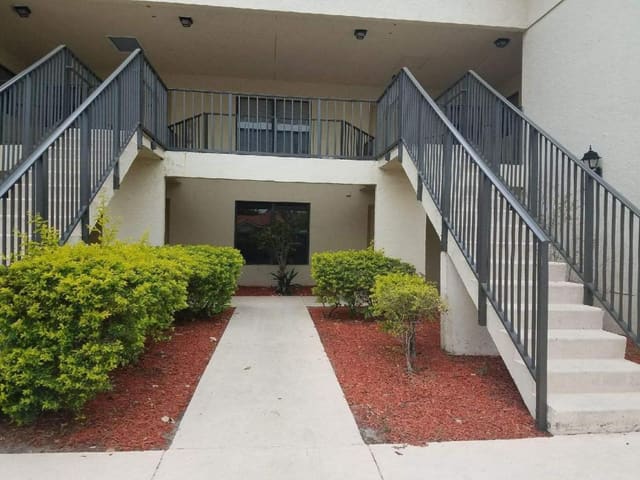 1501 WINDORAH Way C, West Palm Beach, FL 33411