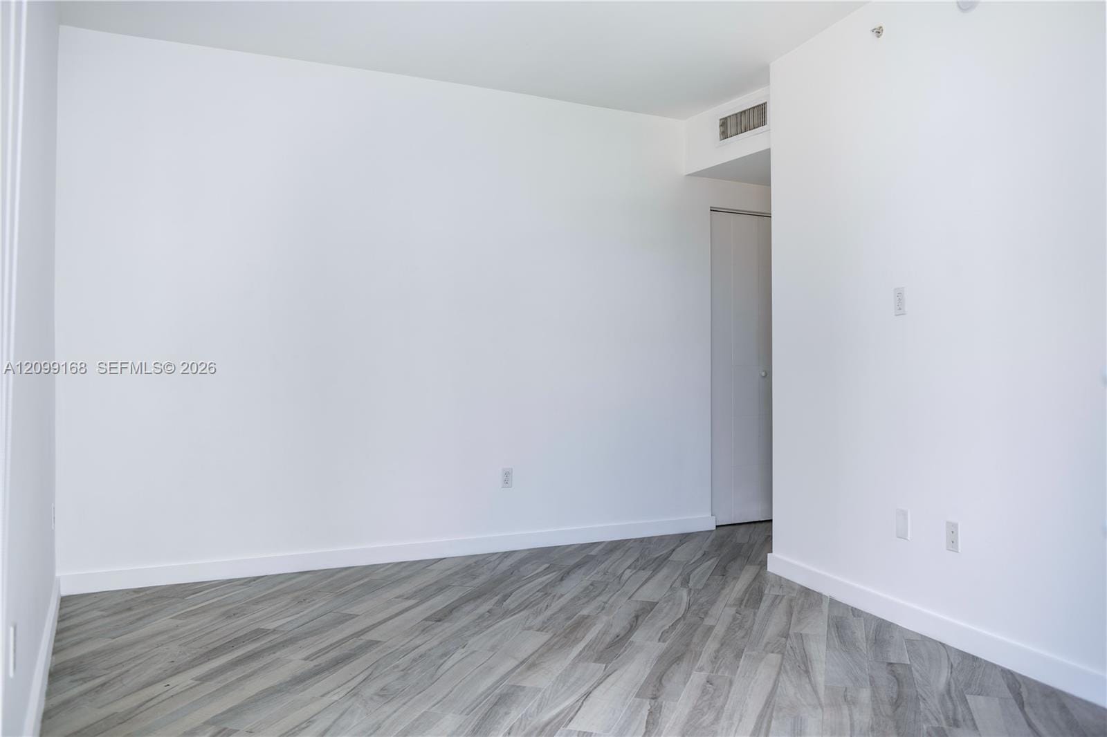 1010 SW 2nd Avenue 1104, Miami, FL 33130 photo 16