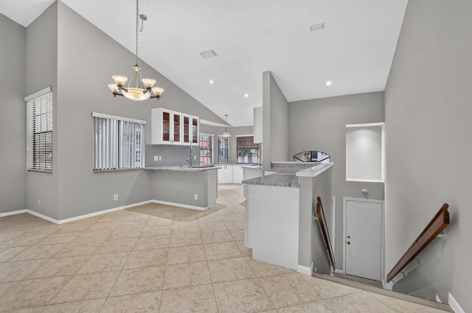 7864 LEXINGTON CLUB Boulevard D — photo 5