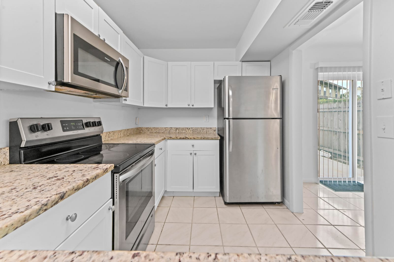 8600 Uranus Terrace, West Palm Beach, FL 33403 photo 13