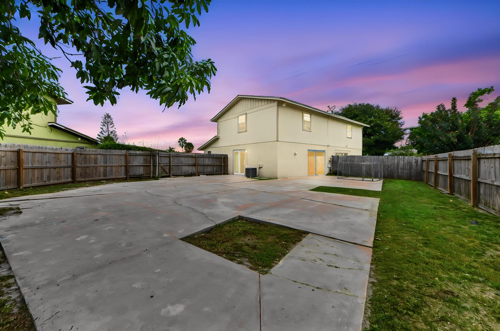 8600 Uranus Terrace — photo 4
