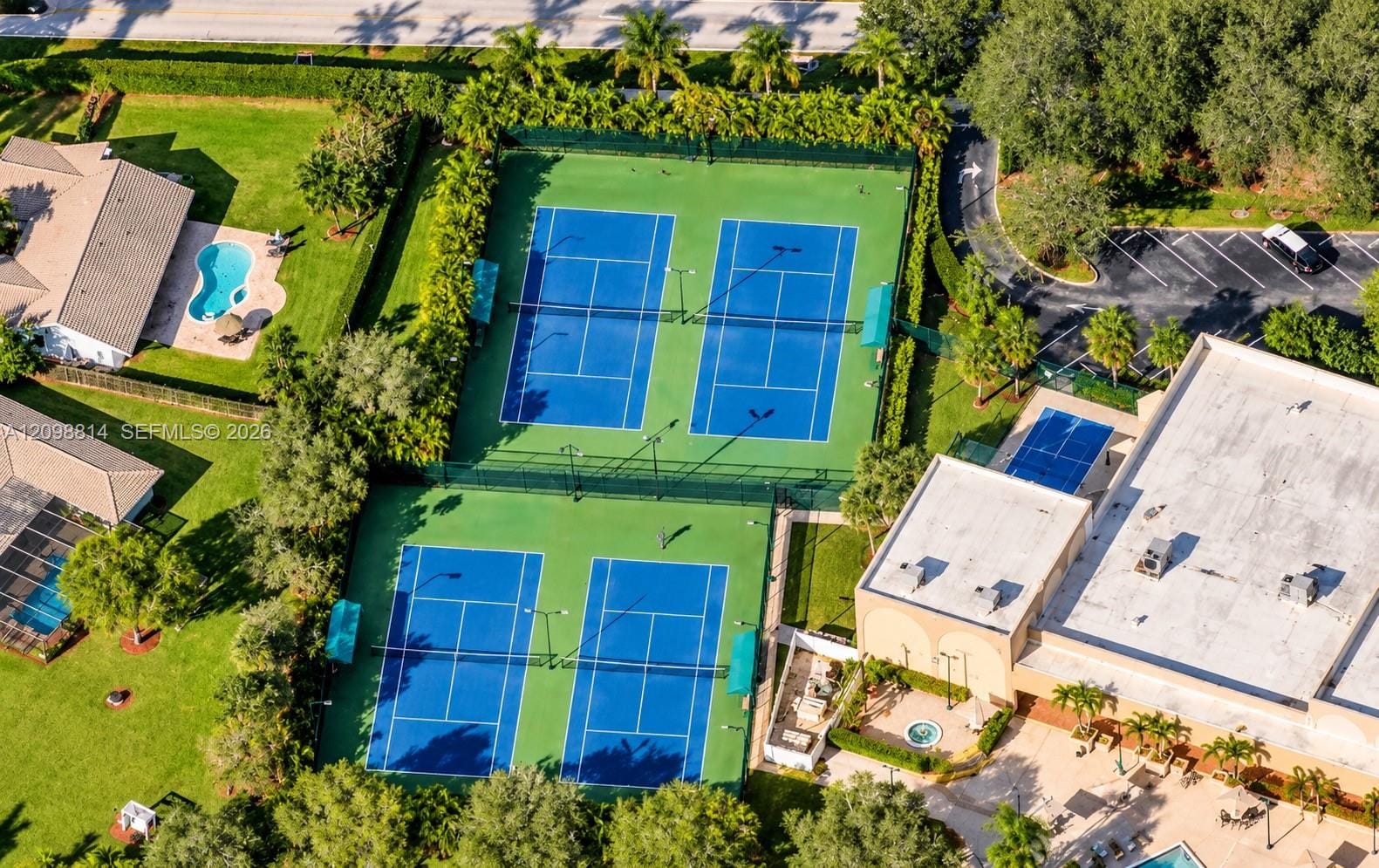 341 Lakeview Drive 104, Weston, FL 33326 photo 13