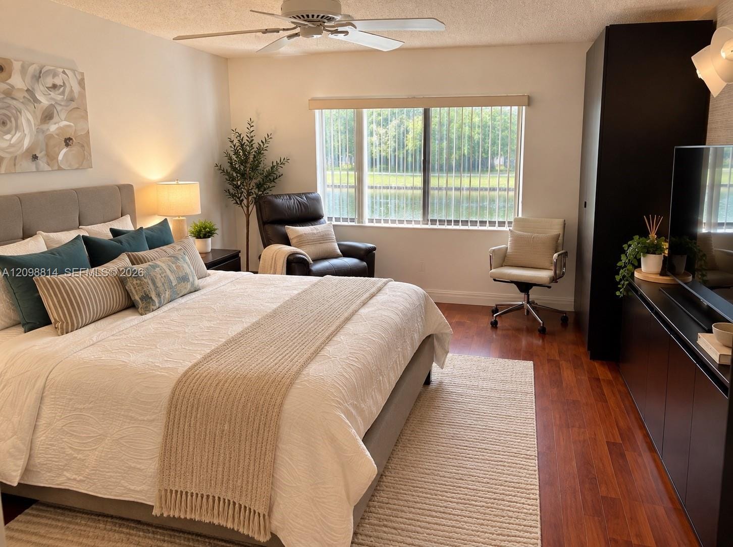 341 Lakeview Drive 104, Weston, FL 33326 photo 10