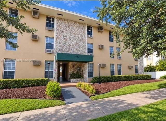 1400 S Douglas Road 14, Coral Gables, FL 33134 photo 1