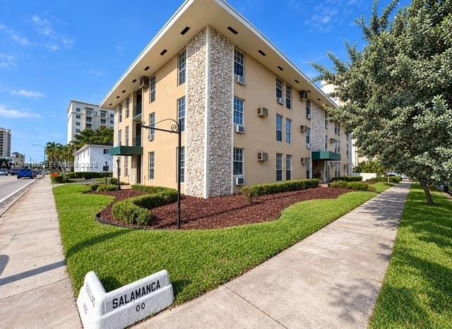 1400 S Douglas Road 14, Coral Gables, FL 33134 photo 2