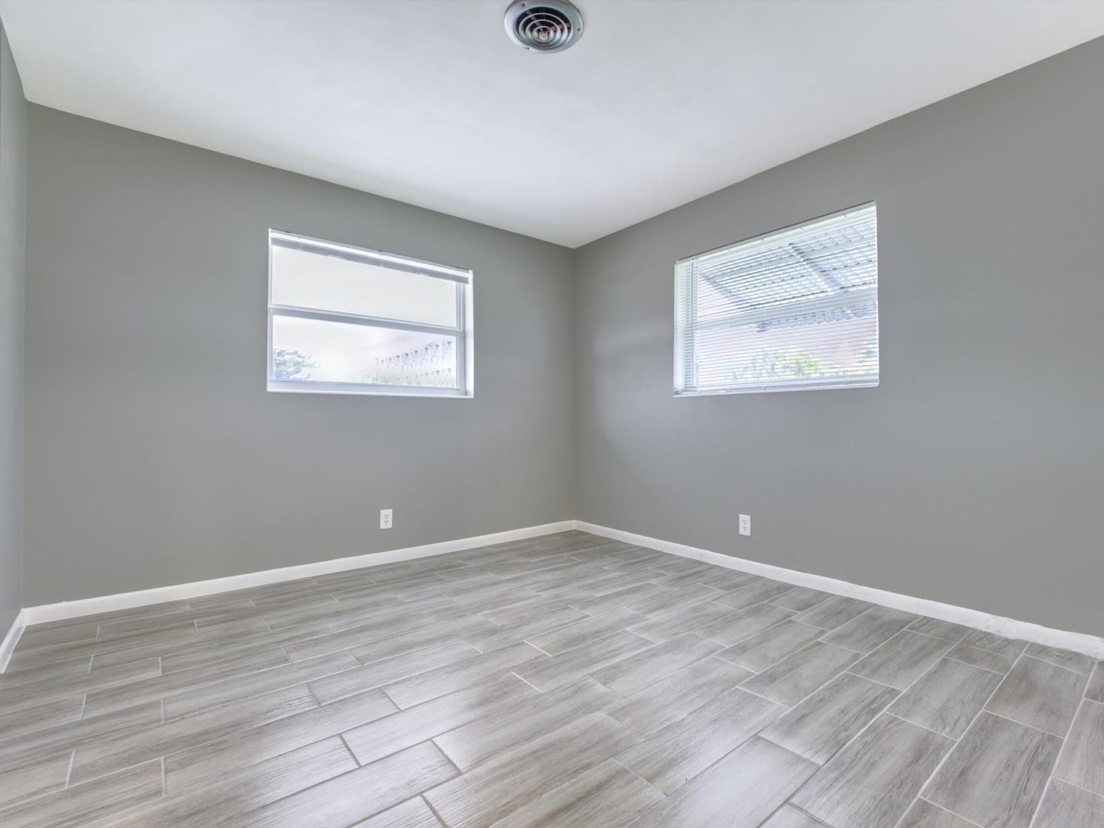 1300 Alho Drive — photo 3