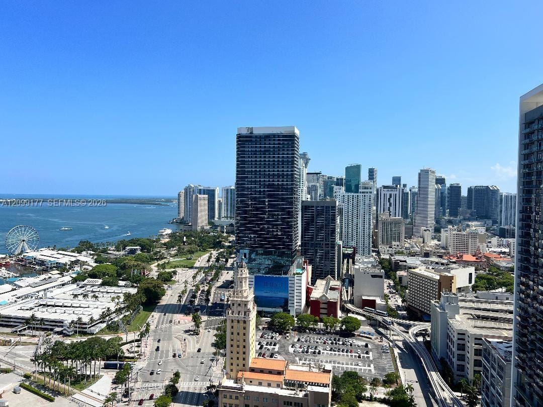 888 Biscayne Boulevard 3703 — photo 4