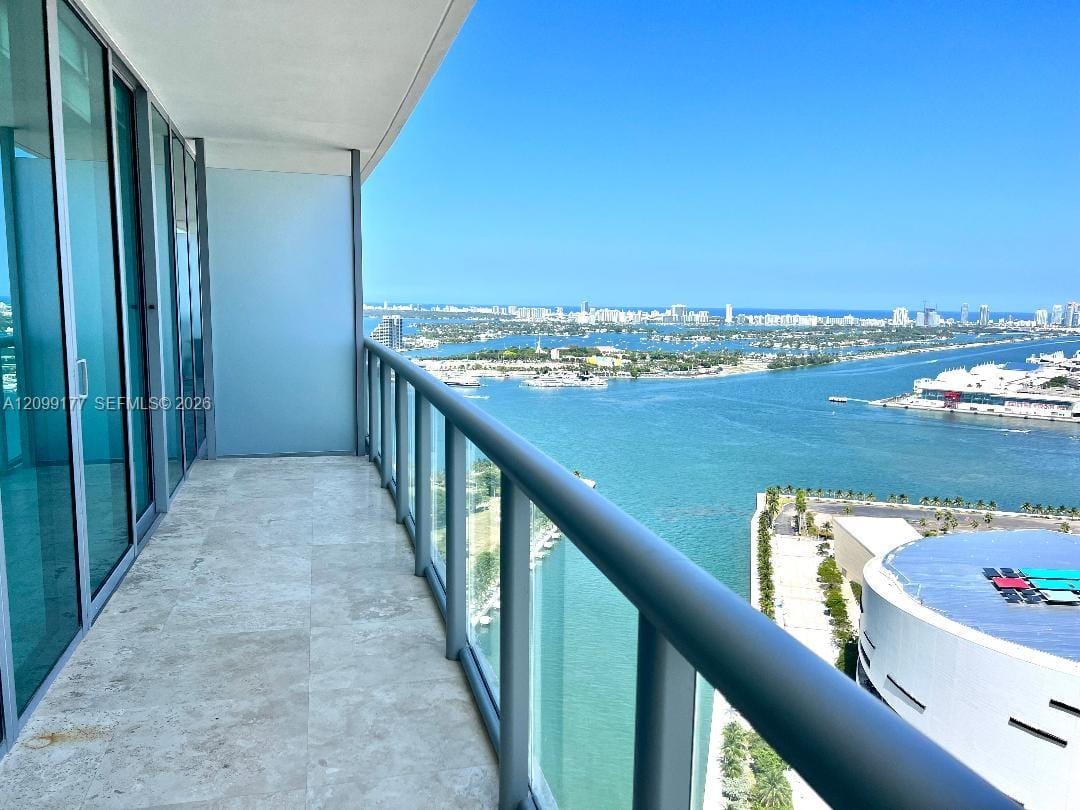 888 Biscayne Boulevard 3703 — photo 7