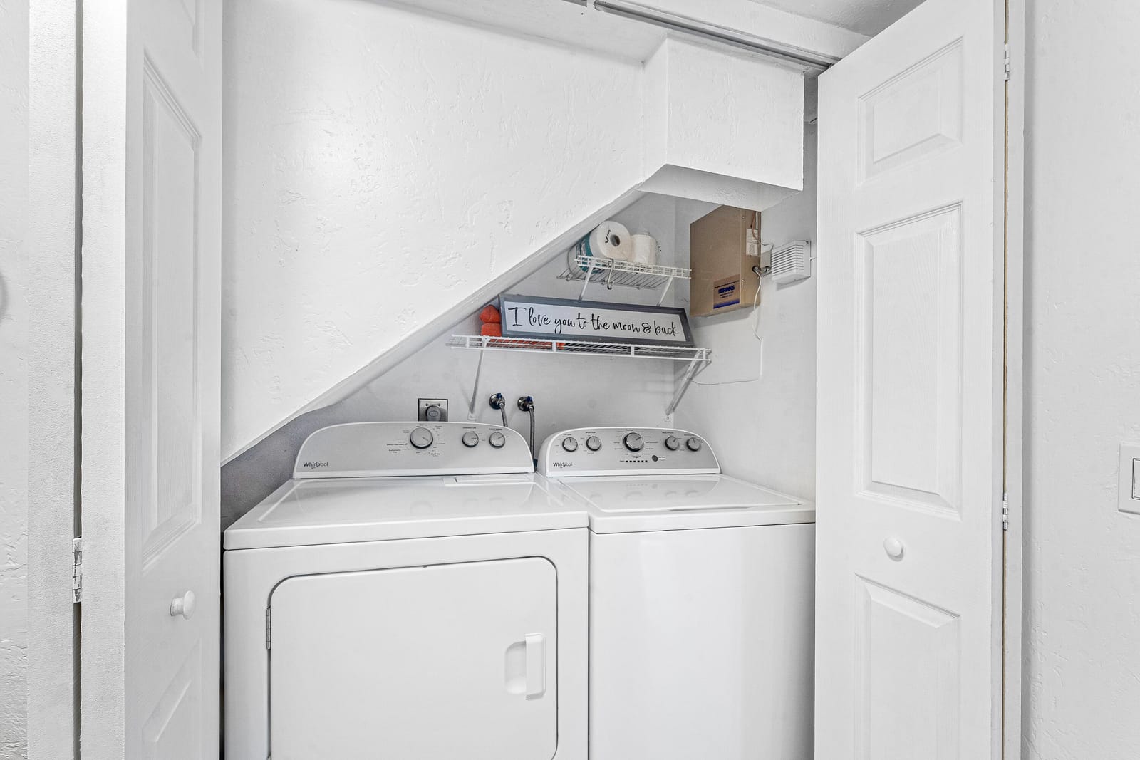 3754 Victoria Drive — photo 11