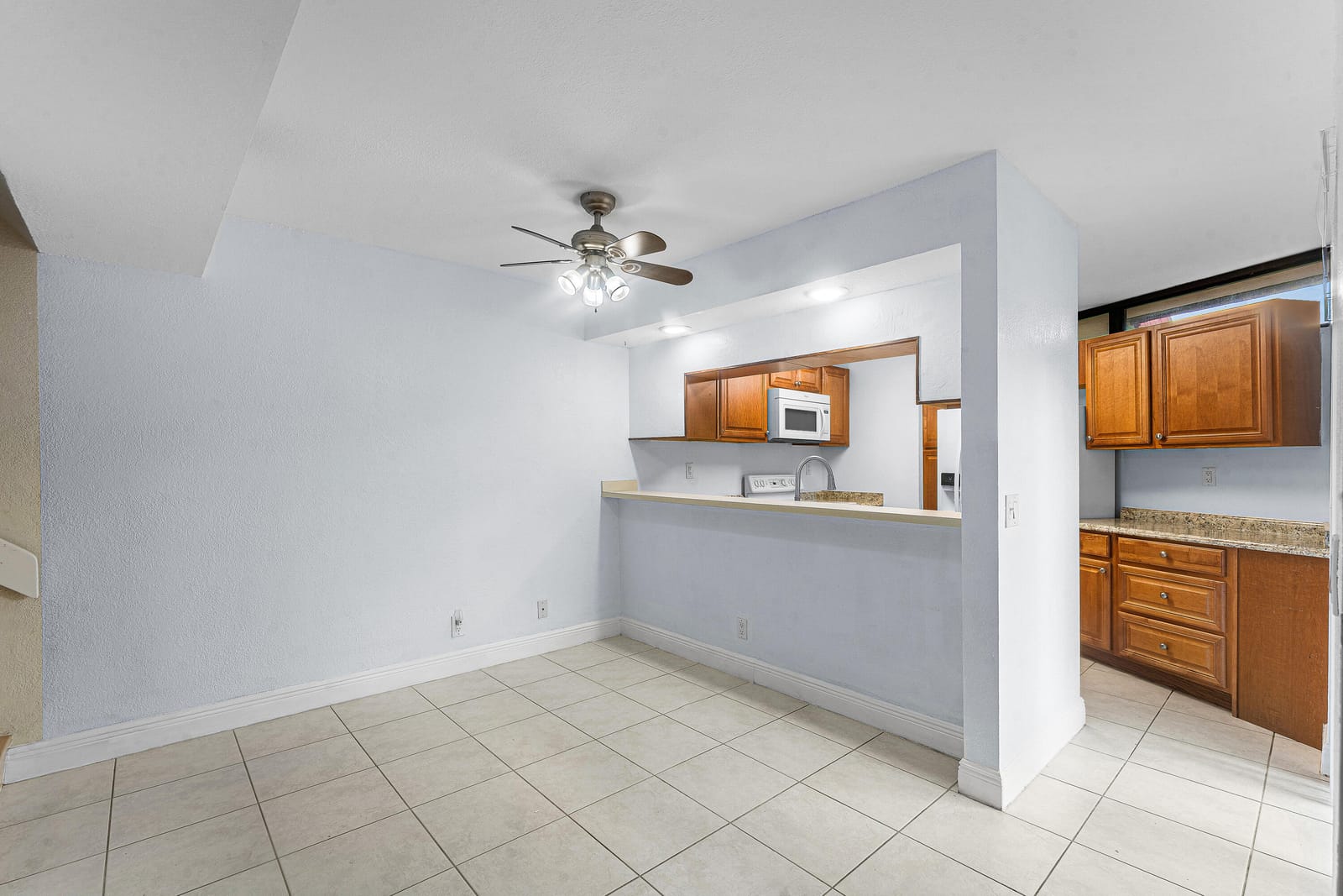 3754 Victoria Drive — photo 12
