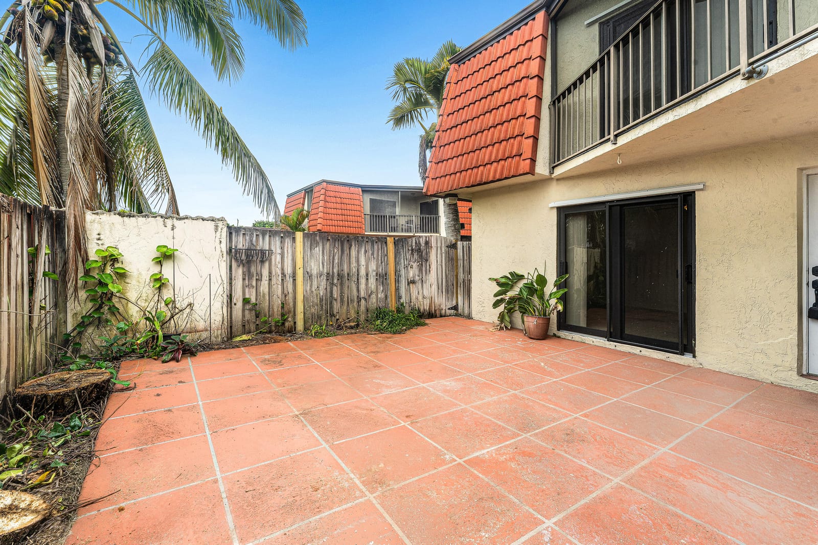 3754 Victoria Drive — photo 5