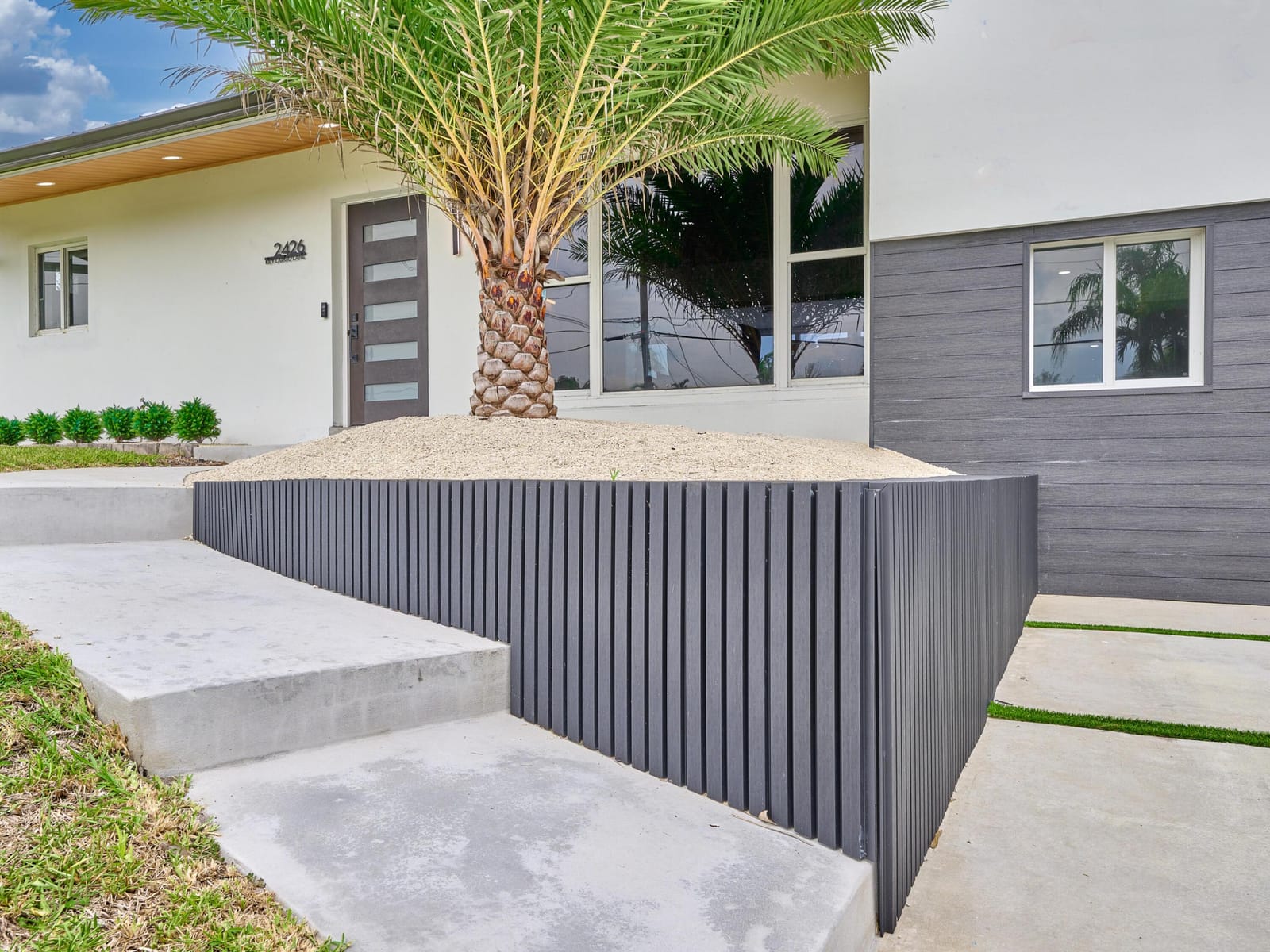 2426 Key Largo Lane — photo 5