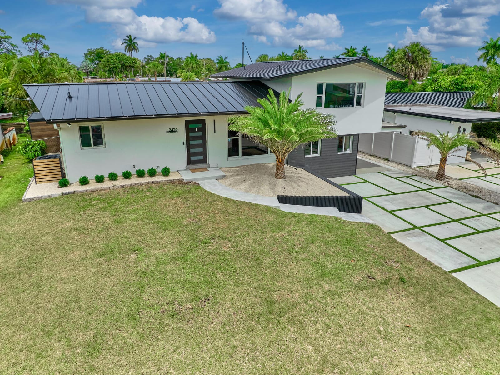 2426 Key Largo Lane — photo 7