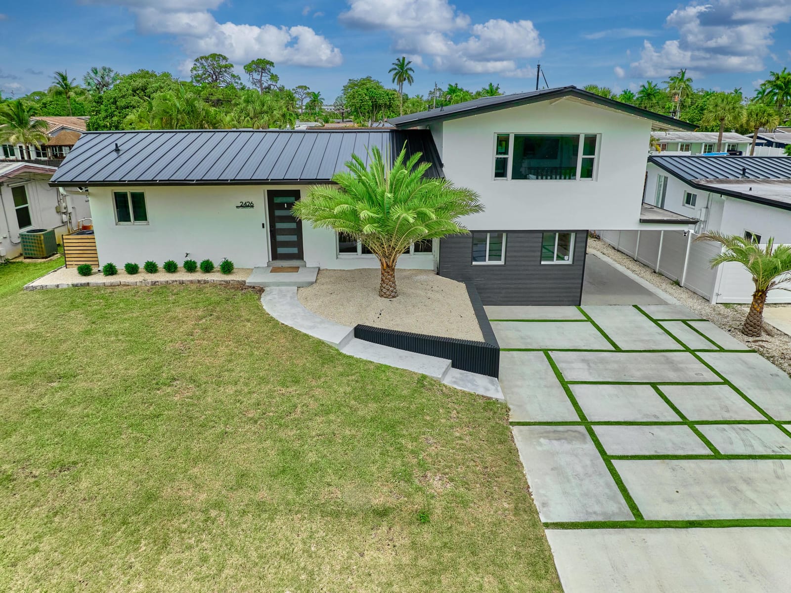 2426 Key Largo Lane — photo 9
