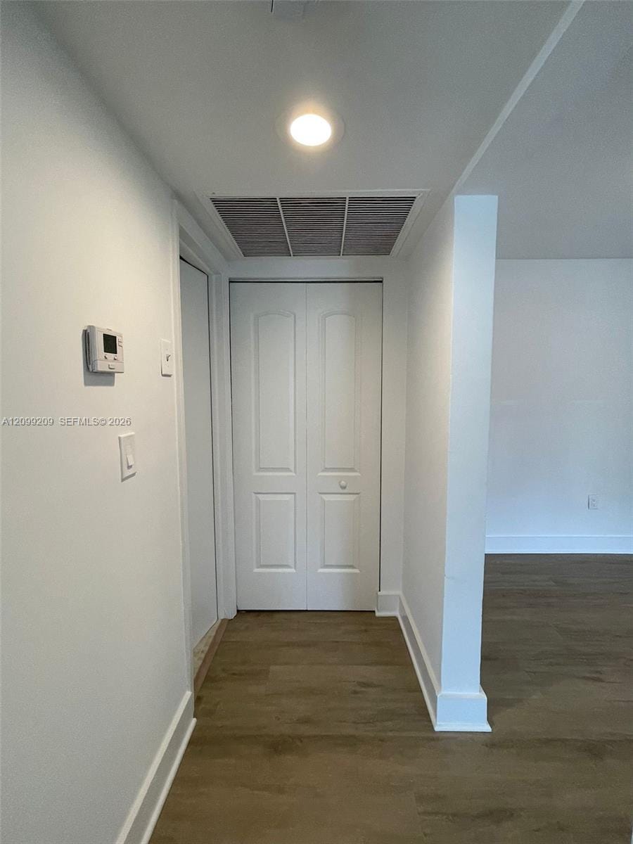 8660 NW 6th Lane 5-105, Miami, FL 33126 photo 12