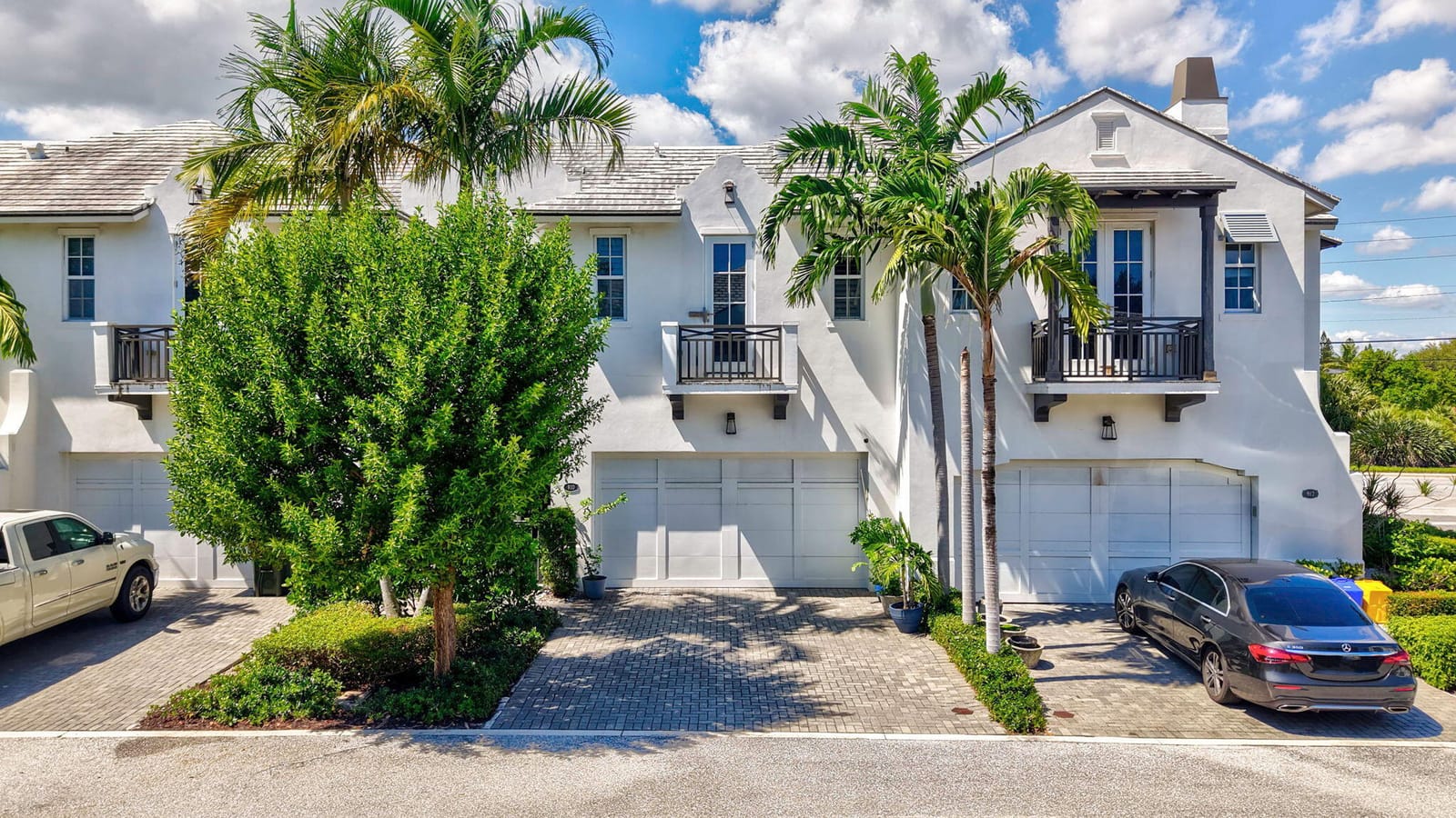 910 HAMILTON Lane, Delray Beach, FL 33483