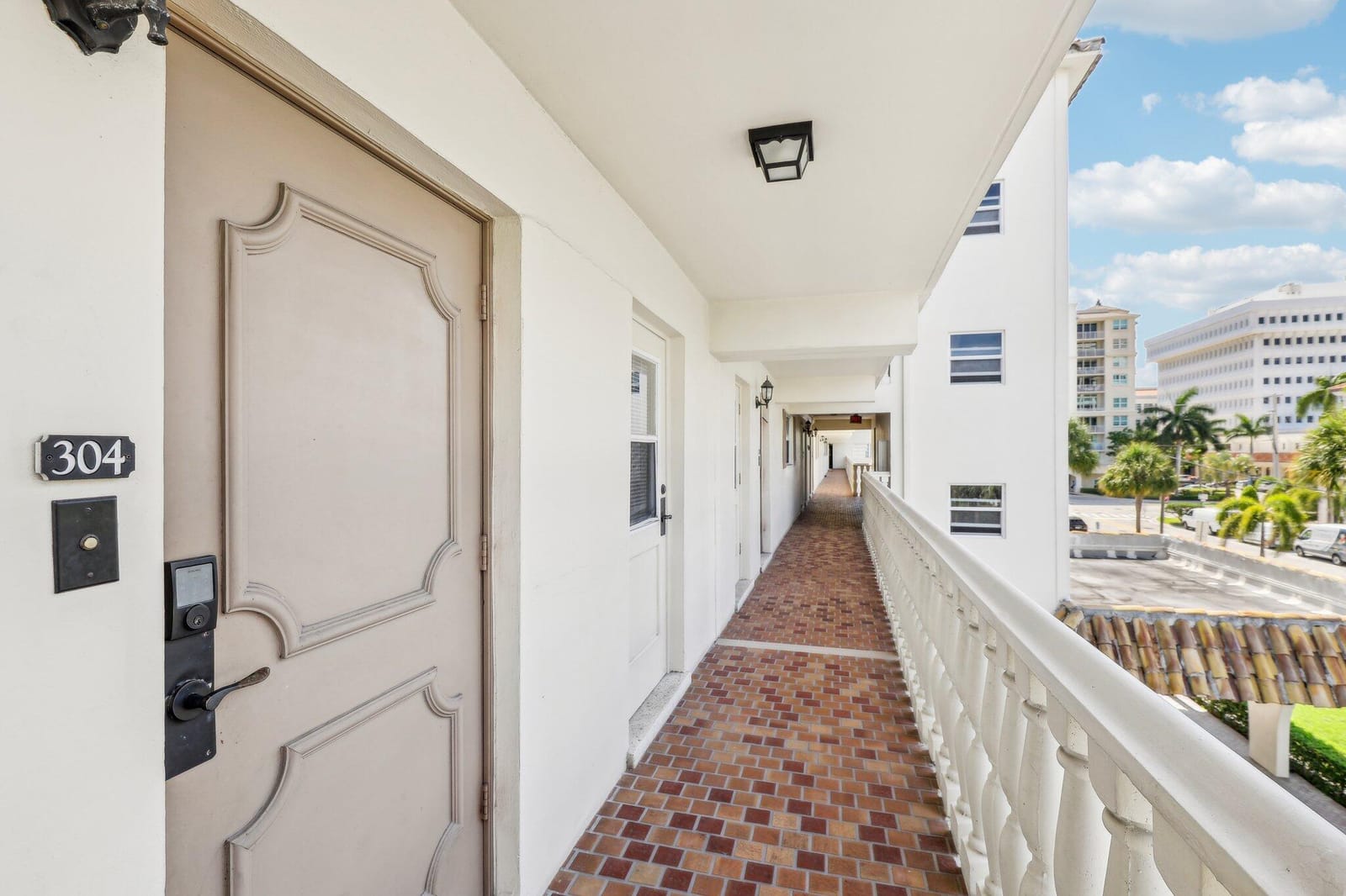 200 E Royal Palm Road 3040 — photo 7