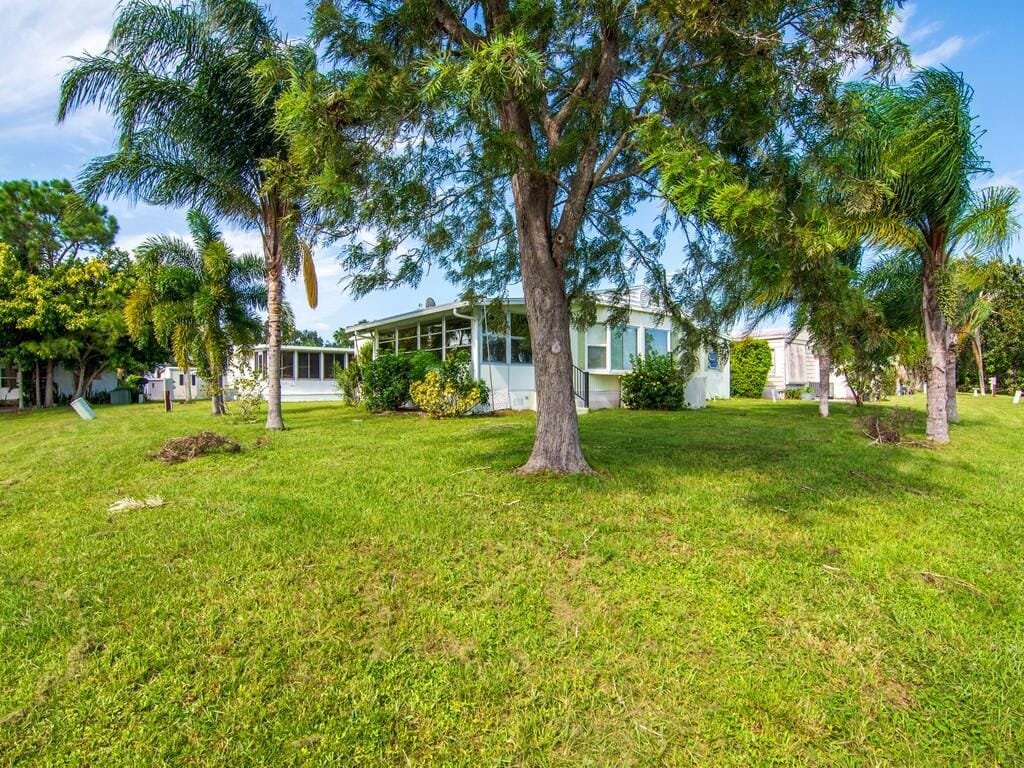 7 La Paloma Lane, Port St. Lucie, FL 34952 photo 12