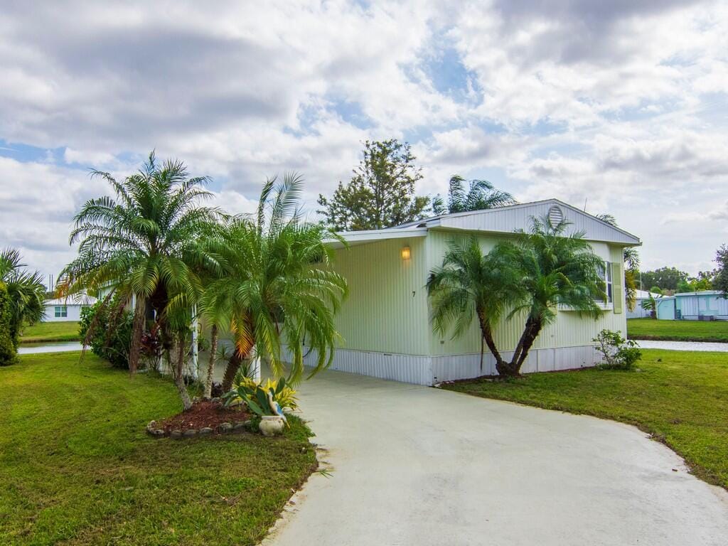 7 La Paloma Lane, Port St. Lucie, FL 34952 photo 8