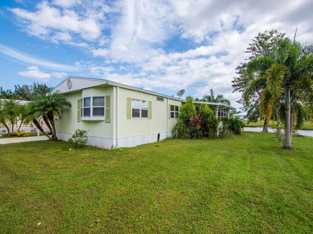 7 La Paloma Lane, Port St. Lucie, FL 34952 photo 9