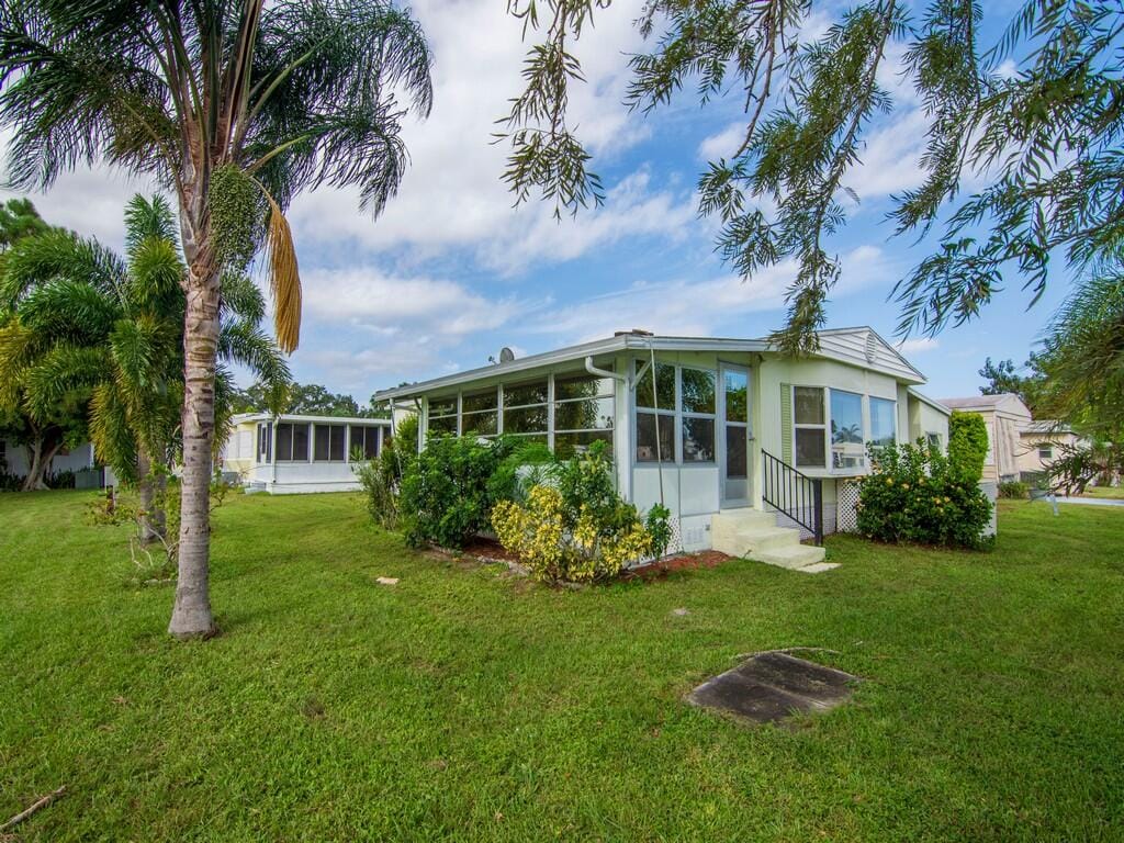7 La Paloma Lane, Port St. Lucie, FL 34952 photo 10